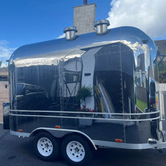 13.1ft Mirror Stainless Steel Aero Style Food Trailer for Commercial Catering with Dual Axle & Roof Exhaust Fans