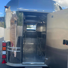 13.1ft Mirror Stainless Steel Aero Style Food Trailer for Commercial Catering with Dual Axle & Roof Exhaust Fans