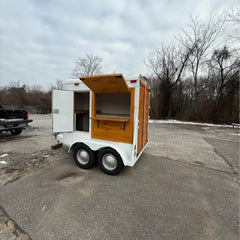 9.8ft White Vintage Horsebox Food Trailer with Wooden Serving Window & Dual Axle