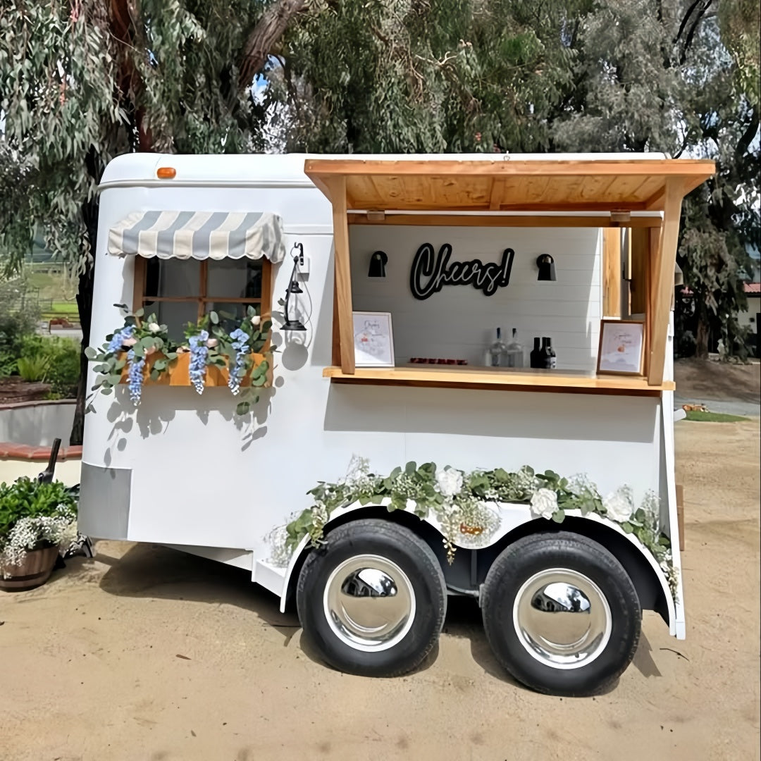 9.8ft White Vintage Horsebox Mobile Bar Trailer for Weddings & Events with Dual Axle & Wooden Serving Window