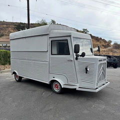 Matte Grey Vintage Food Truck [5m] - H-Van Style with Red Wheels (Industrial Look)