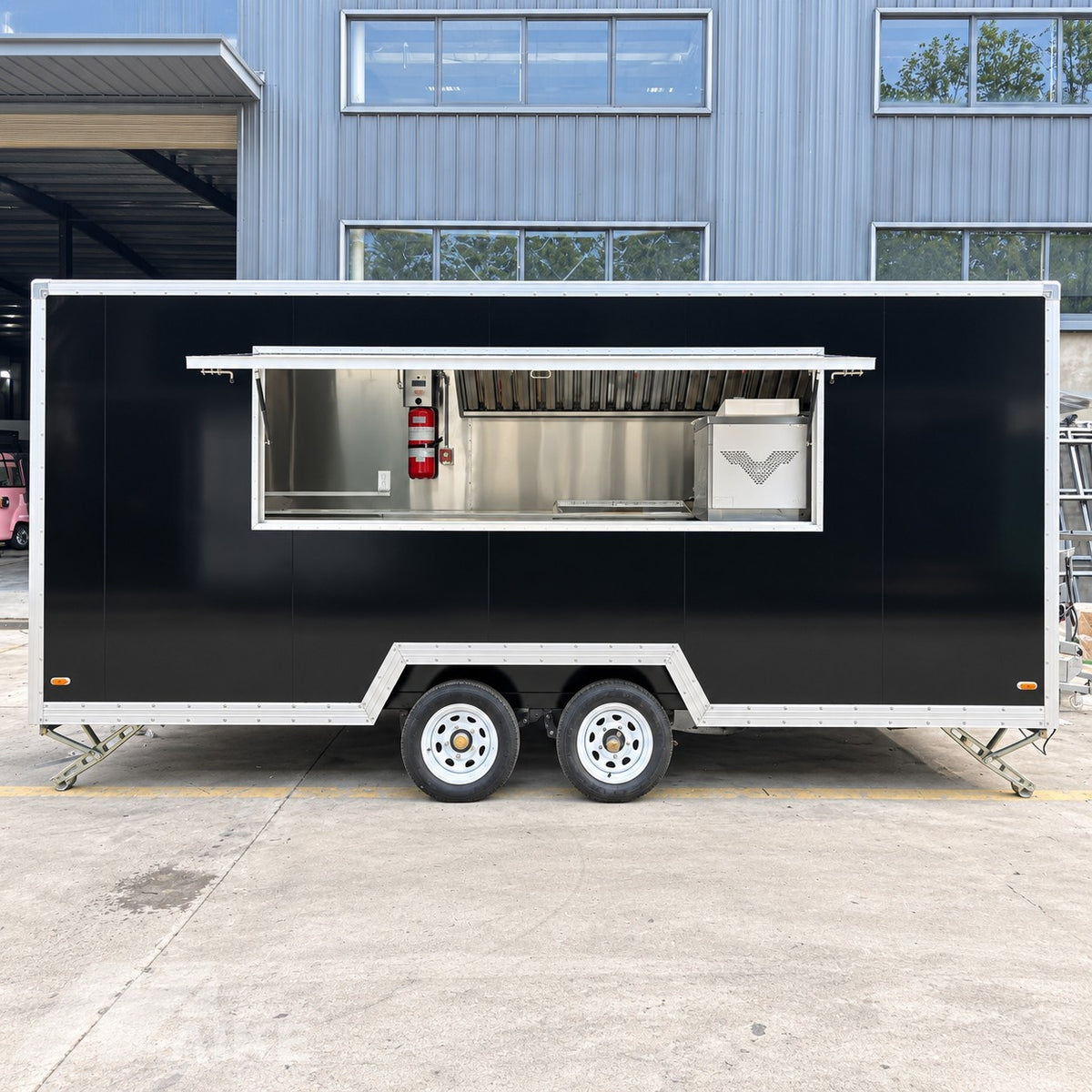 Black Double Axle Food Trailer with Commercial Kitchen for Burgers, BBQ and Street Food