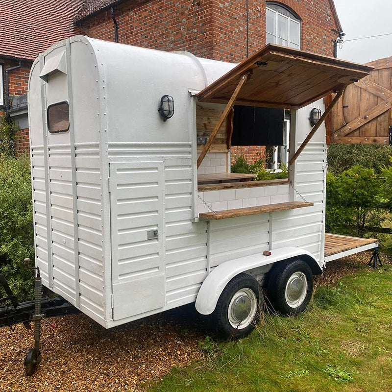 Vintage Horse Trailer Bar [13.1ft] - White Mobile Gin & Prosecco Van for Weddings