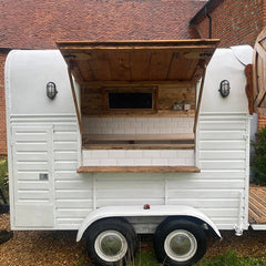 Vintage Horse Trailer Bar [13.1ft] - White Mobile Gin & Prosecco Van for Weddings