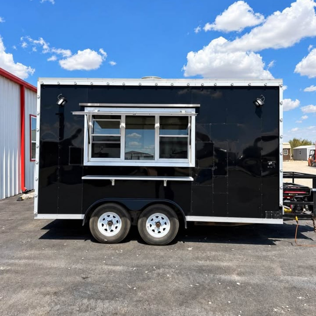 Black Double Axle Food Trailer with Full Commercial Kitchen for Burgers, BBQ and Fast Food