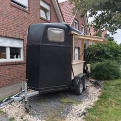 Matte Black Horse Box Trailer [3m] - Industrial Style with Natural Wood Trim