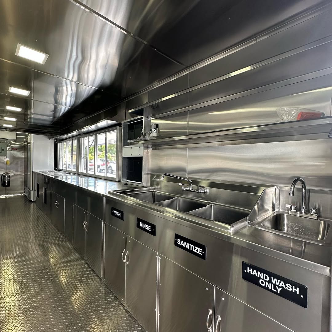 23ft Custom Wrap Food Trailer | Tri-Axle Mobile Kitchen – Maichi Food ...