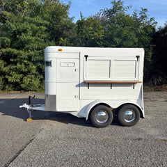 White Horse Box Catering Trailer [3m] - Farmhouse Style with Chrome Wheels (Dual Axle)